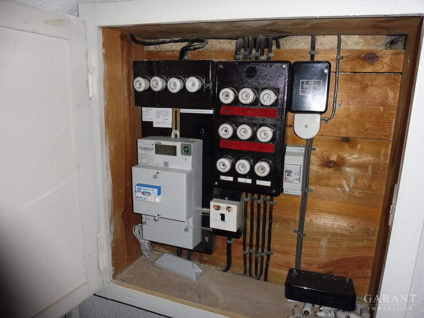 15 E-Schrank