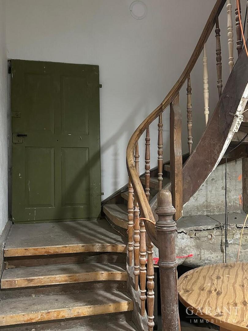 1-Treppe-ins-OG