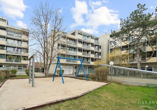 Innenhof mit Spielplatz