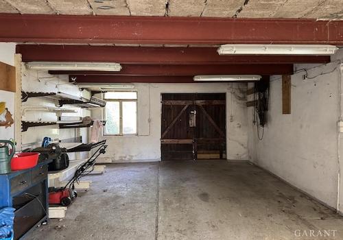 Garage/ Werkstatt