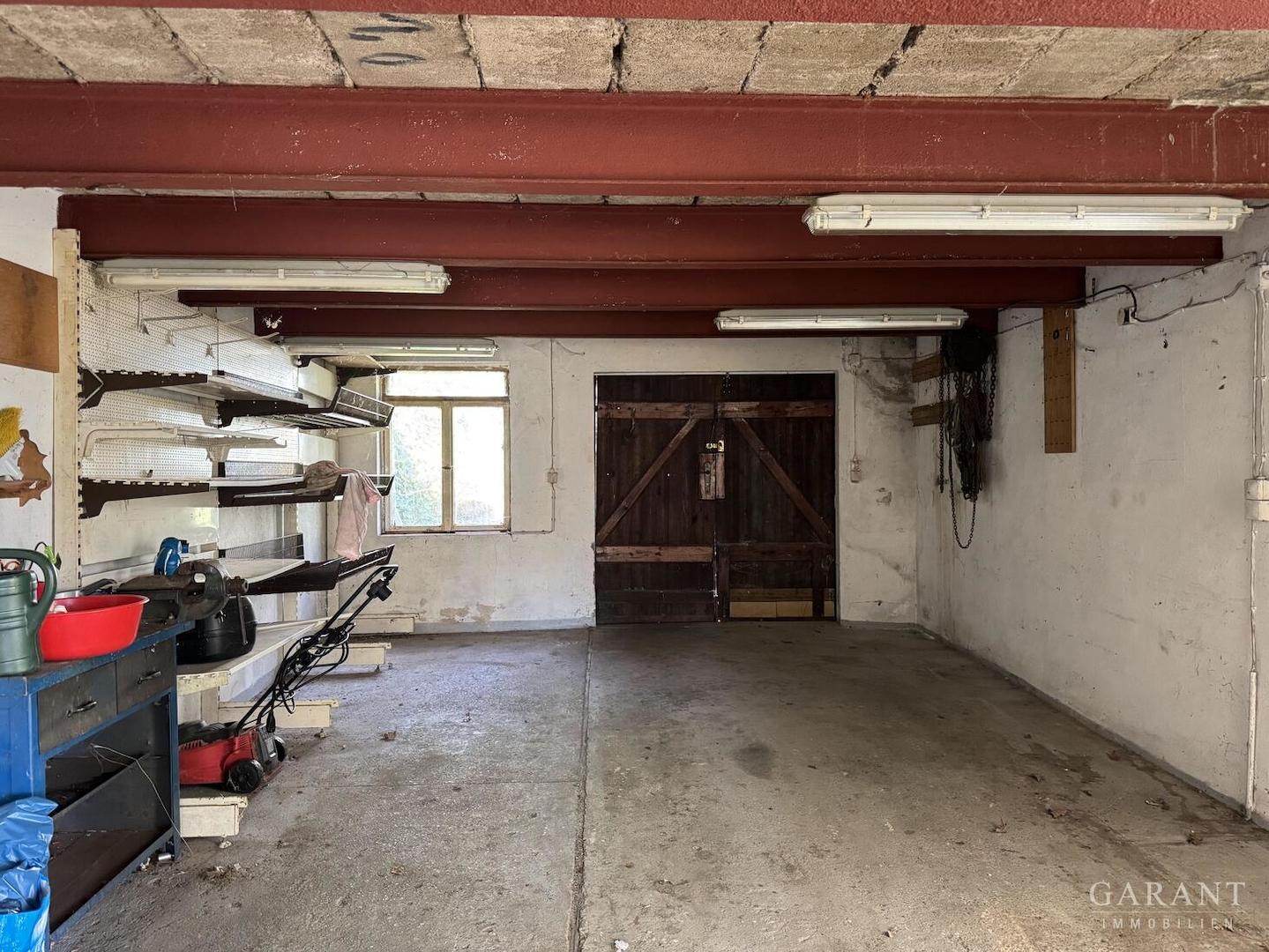 Garage/ Werkstatt