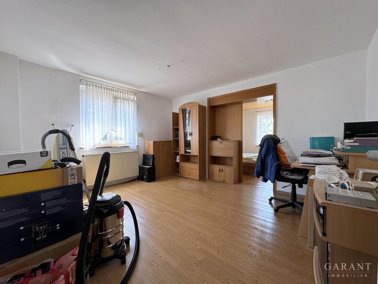 Büro / Ankleide