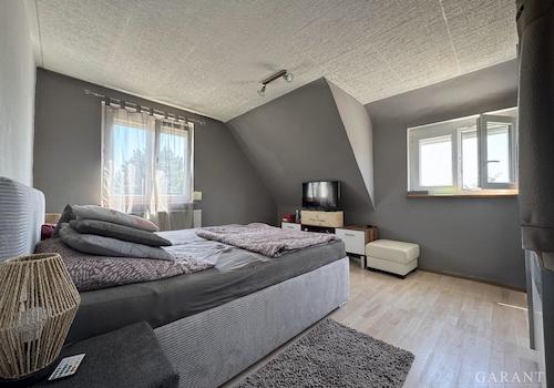 Zimmer 2 OG