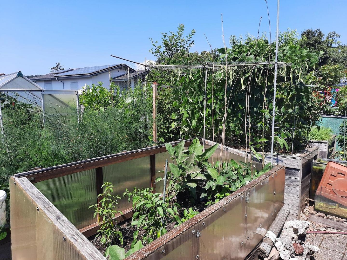 Hochbeet im Garten