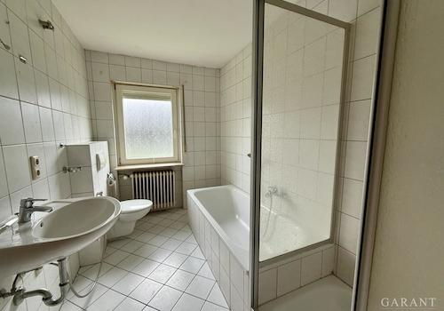 Badezimmer EG