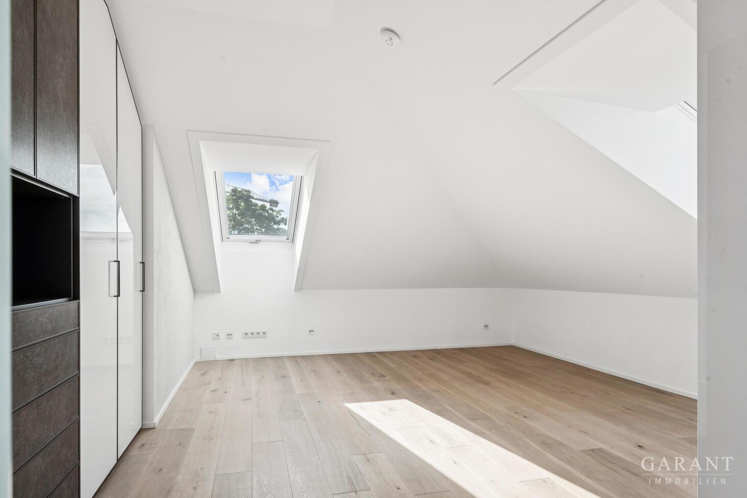 Schlafzimmer (2)