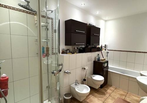 Badezimmer 1