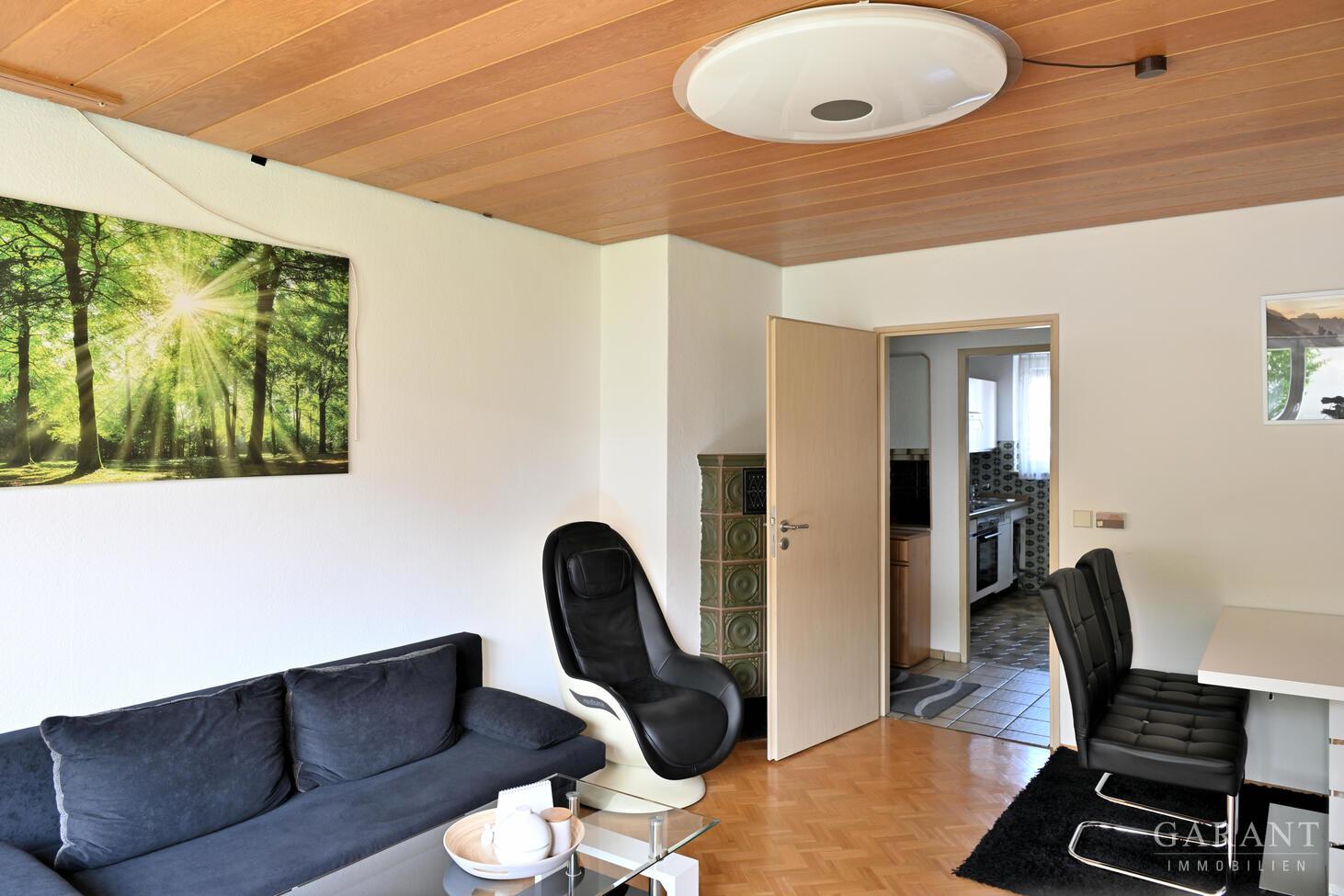 Wohnzimmer Blick zur Küche