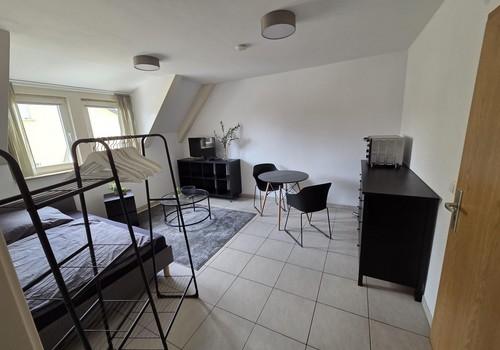 Wohn/Schlafzimmer