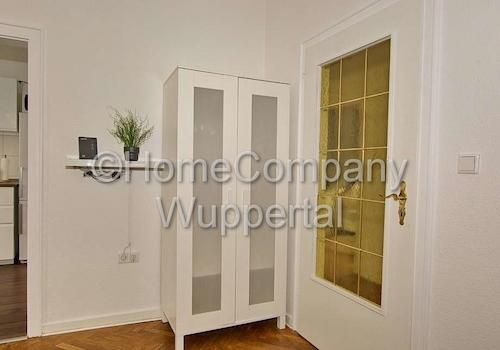Kleiderschrank