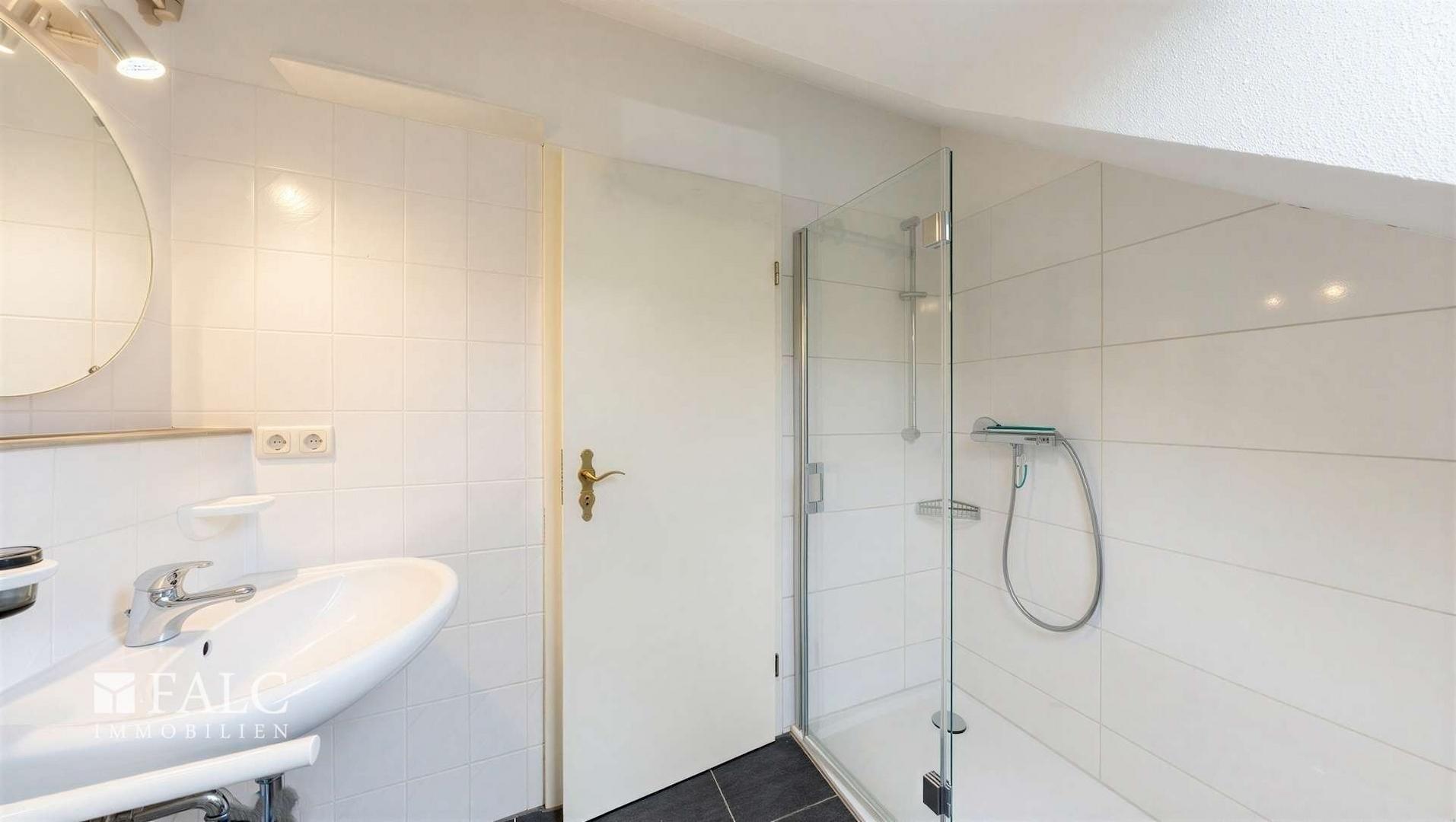 Bad mit Dusche