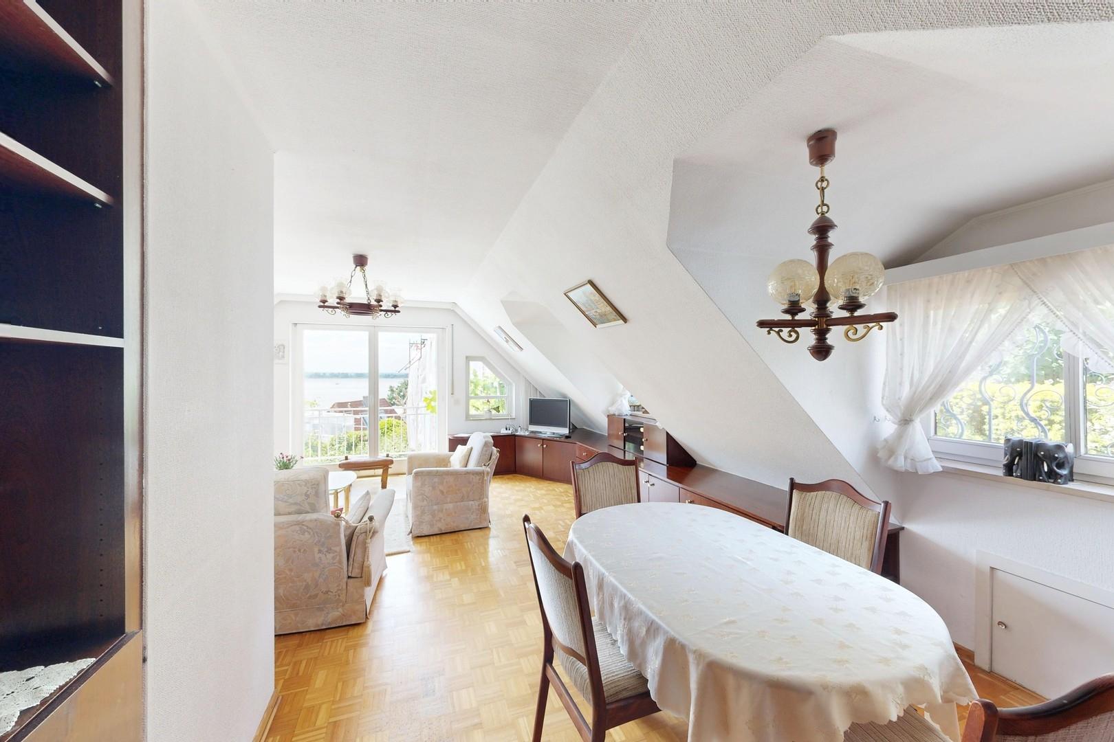 Ess/Wohnzimmer OG