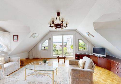 Wohnzimmer OG