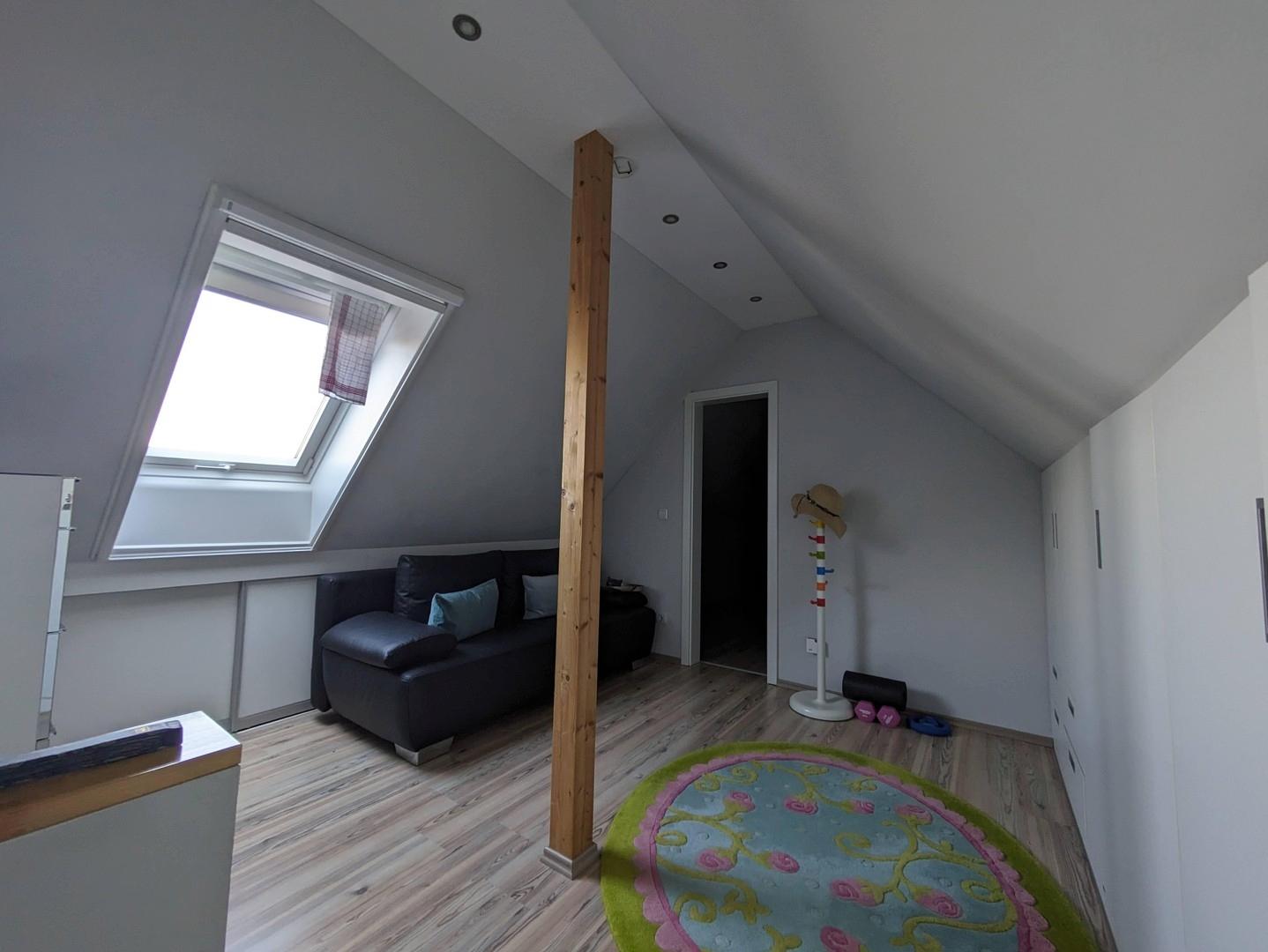 Ankleidezimmer, Blick auf SZ