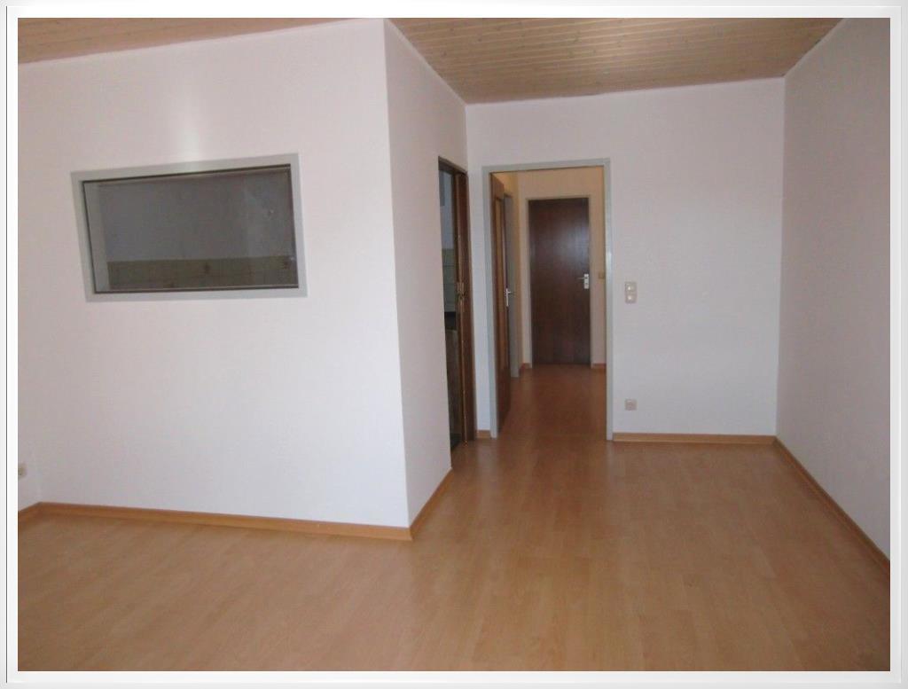 Wonbereich u. abgeschl. Küche
