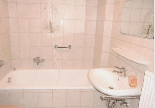 Bad m. Wanne