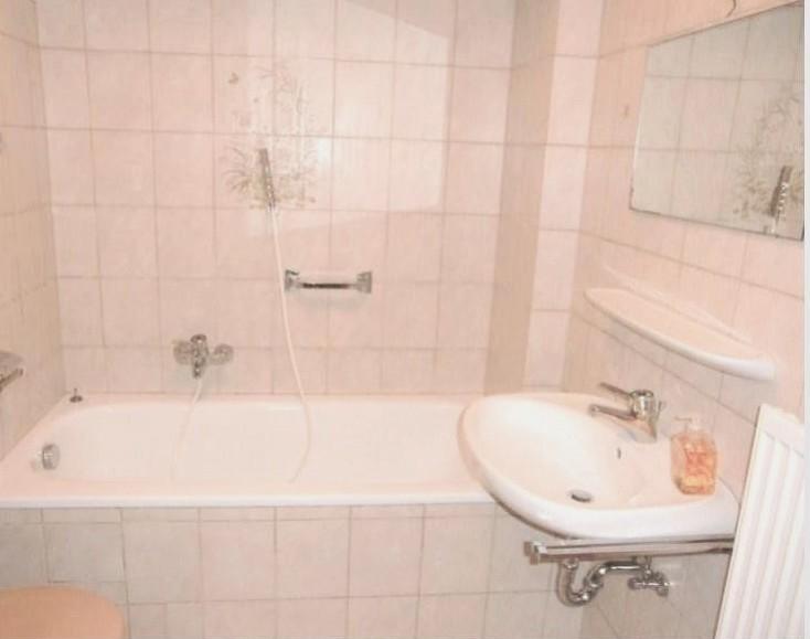 Bad m. Wanne
