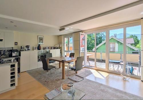 Wohnzimmer (Blick hinaus)