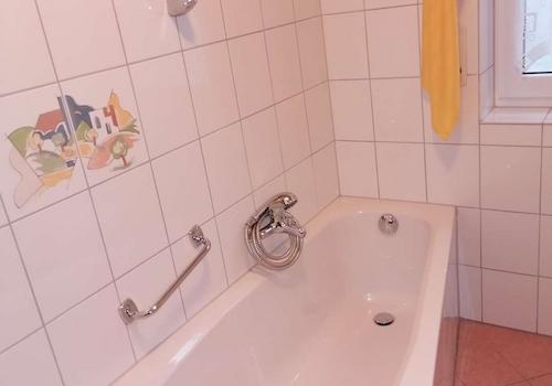 Badezimmer 1