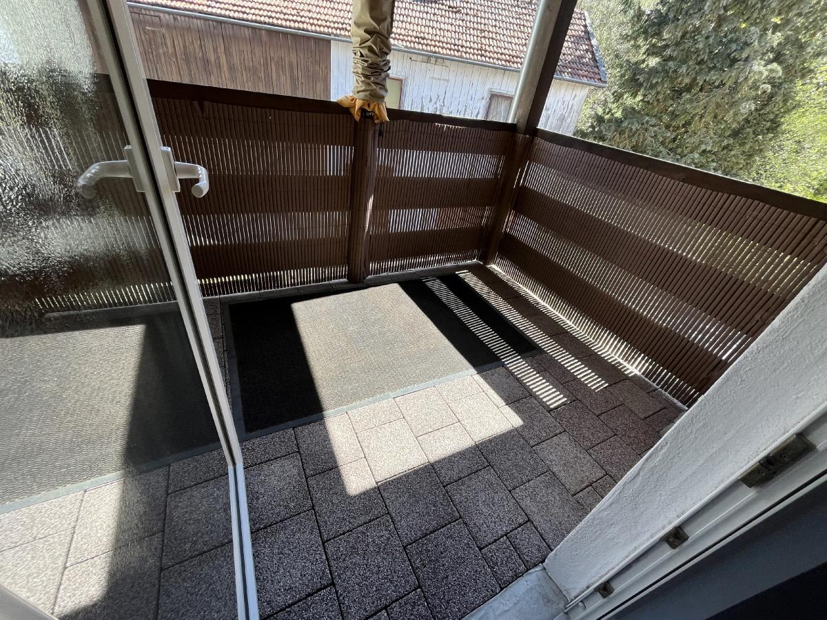überdachter Balkon