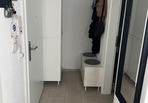 Eingang, Garderobe