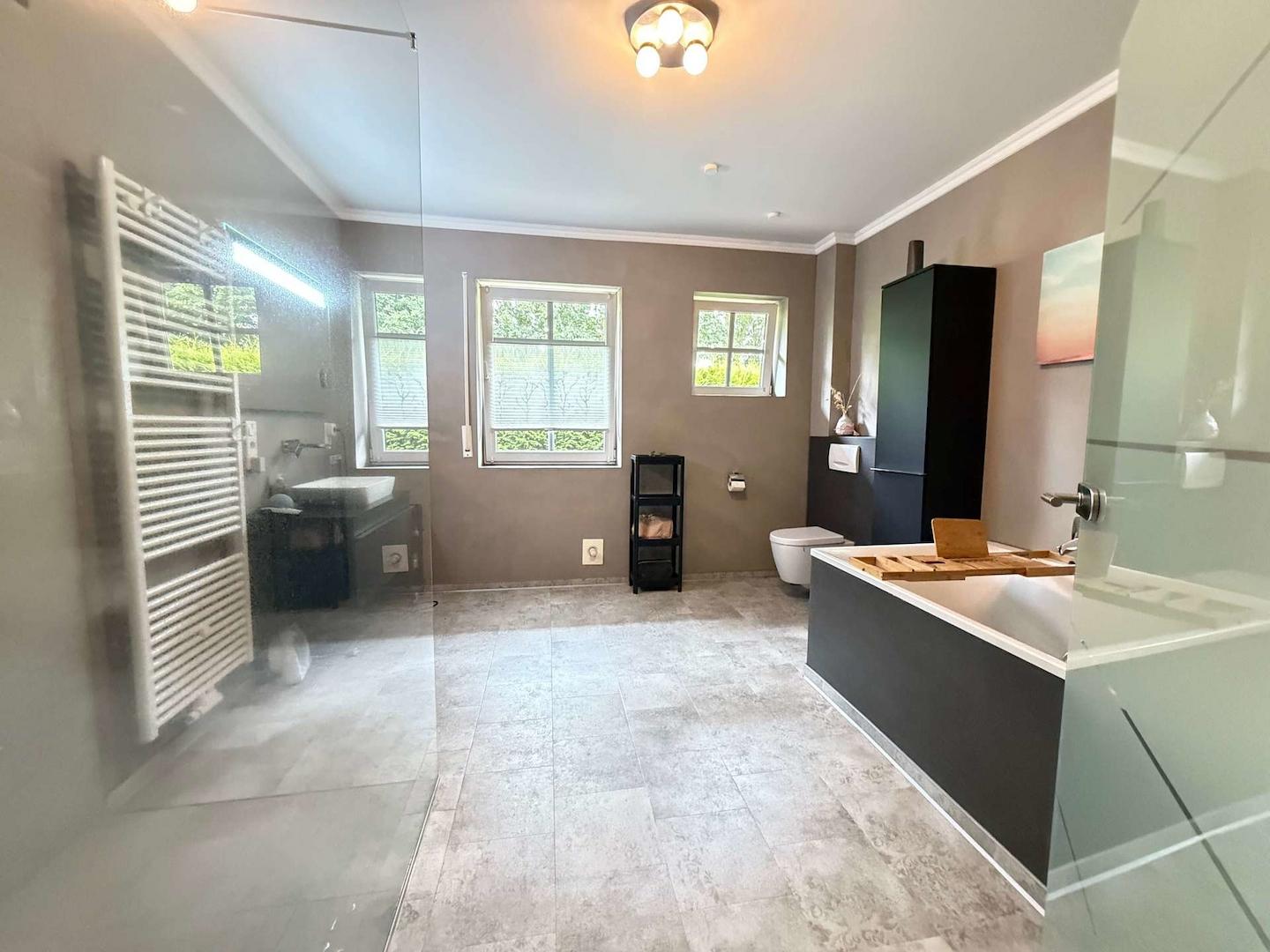 Badezimmer EG