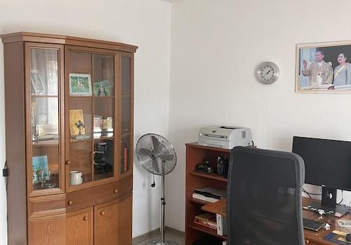Kinderzimmer/Arbeitszimmer