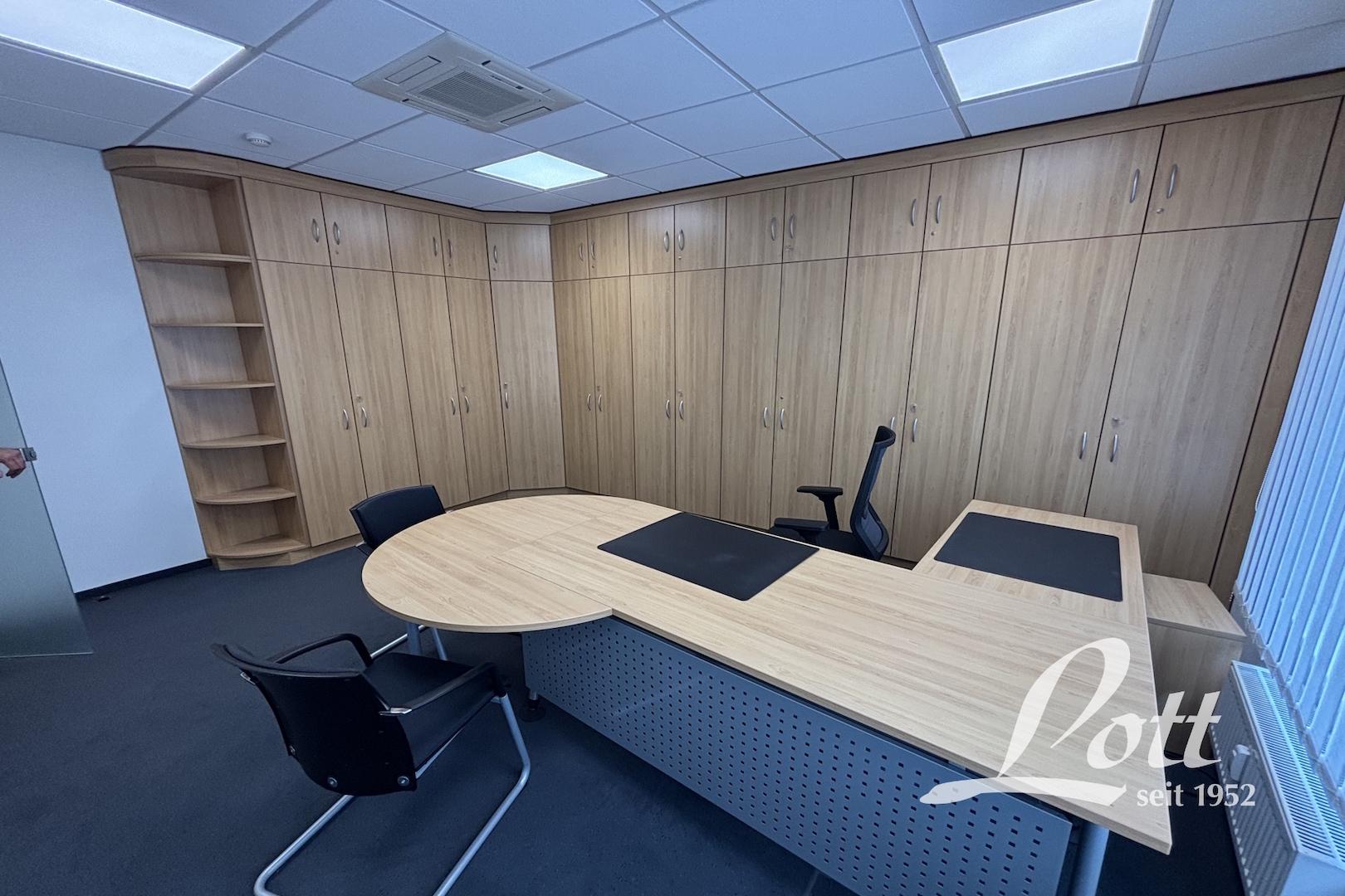 Büro II