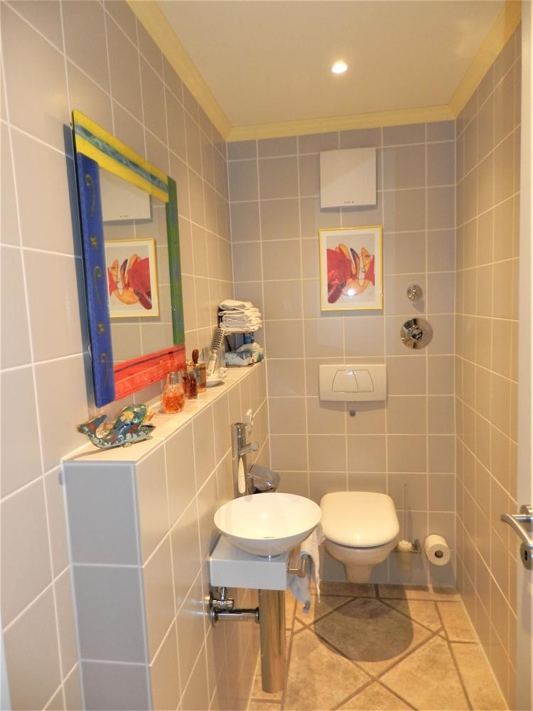 Gäste-WC EG