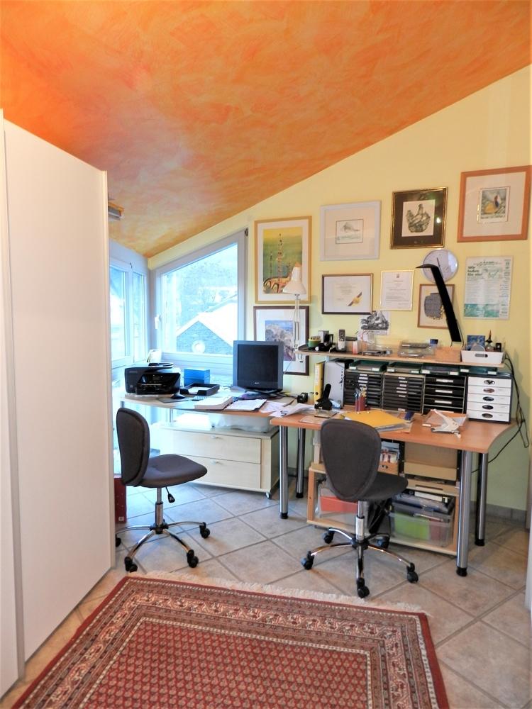Büro EG