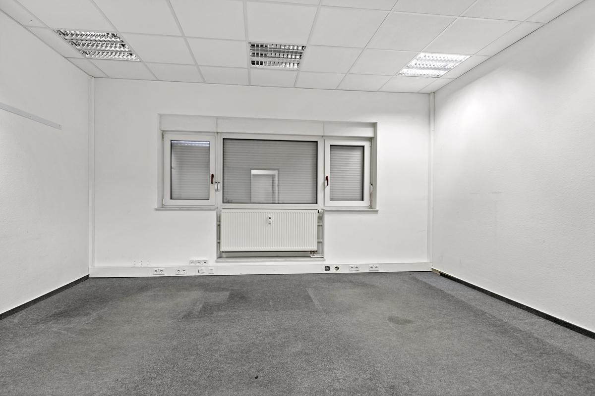 Büro EG