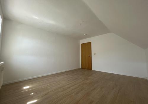 Schlafzimmer Blick zur Tür