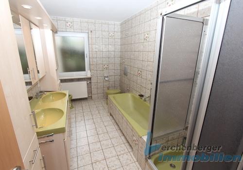 Badezimmer EG