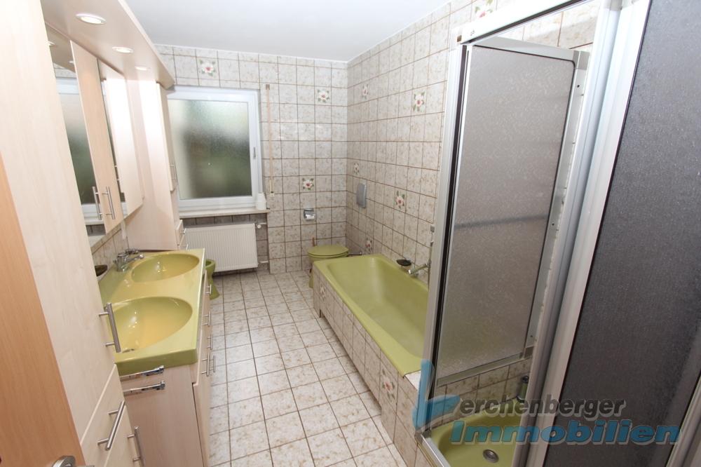Badezimmer EG