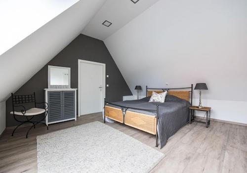 2. Schlafzimmer