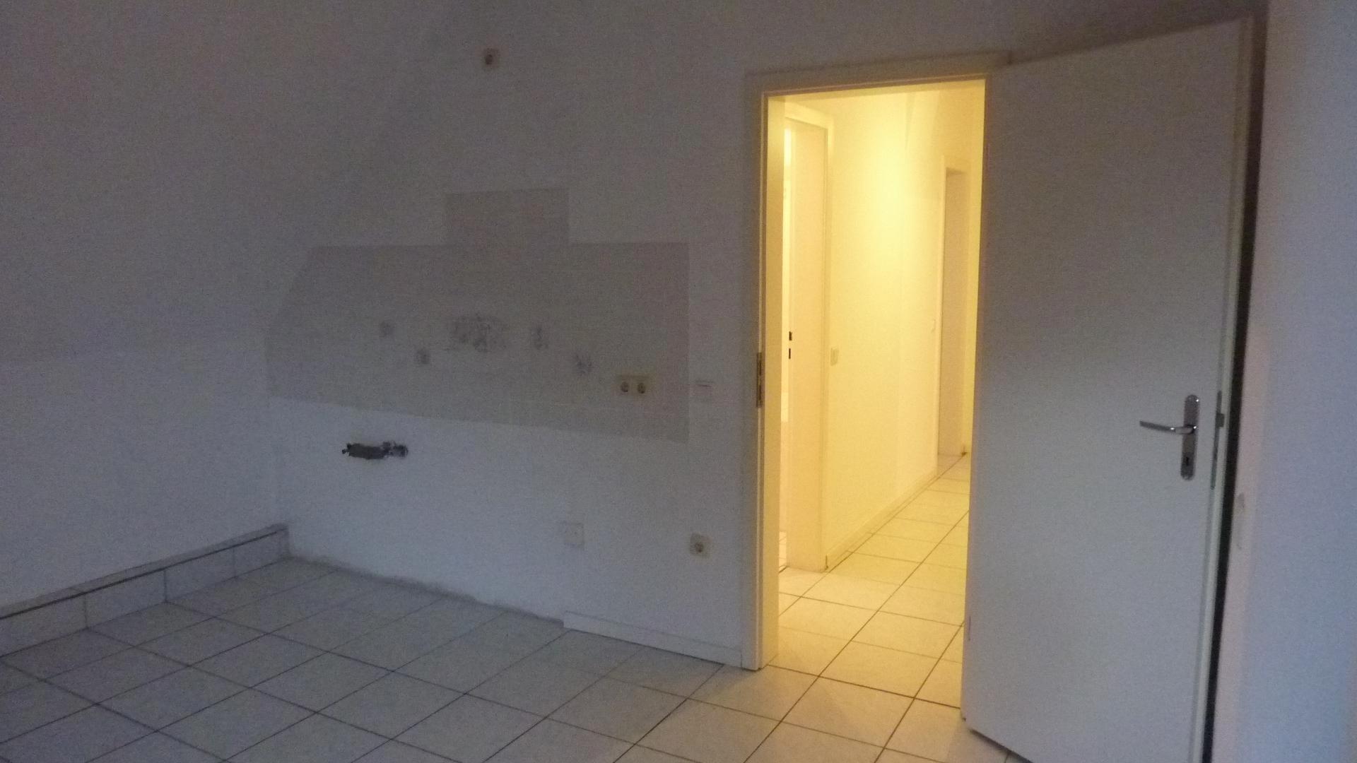Küche Blick zur Diele