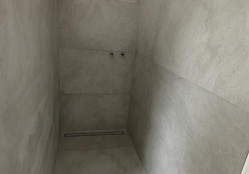 Dusche im Hauptbad