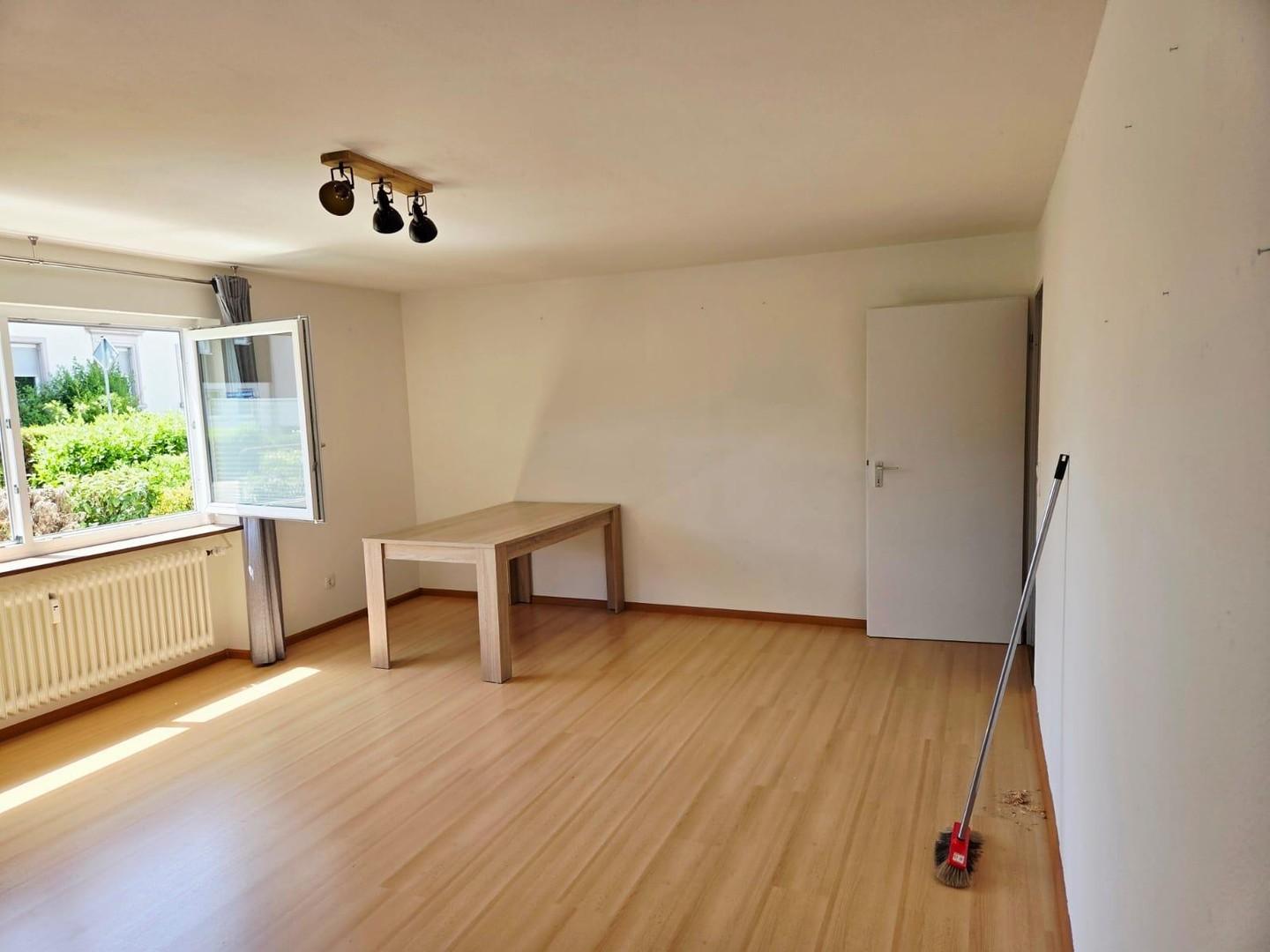 Wohnzimmer rechte Seite