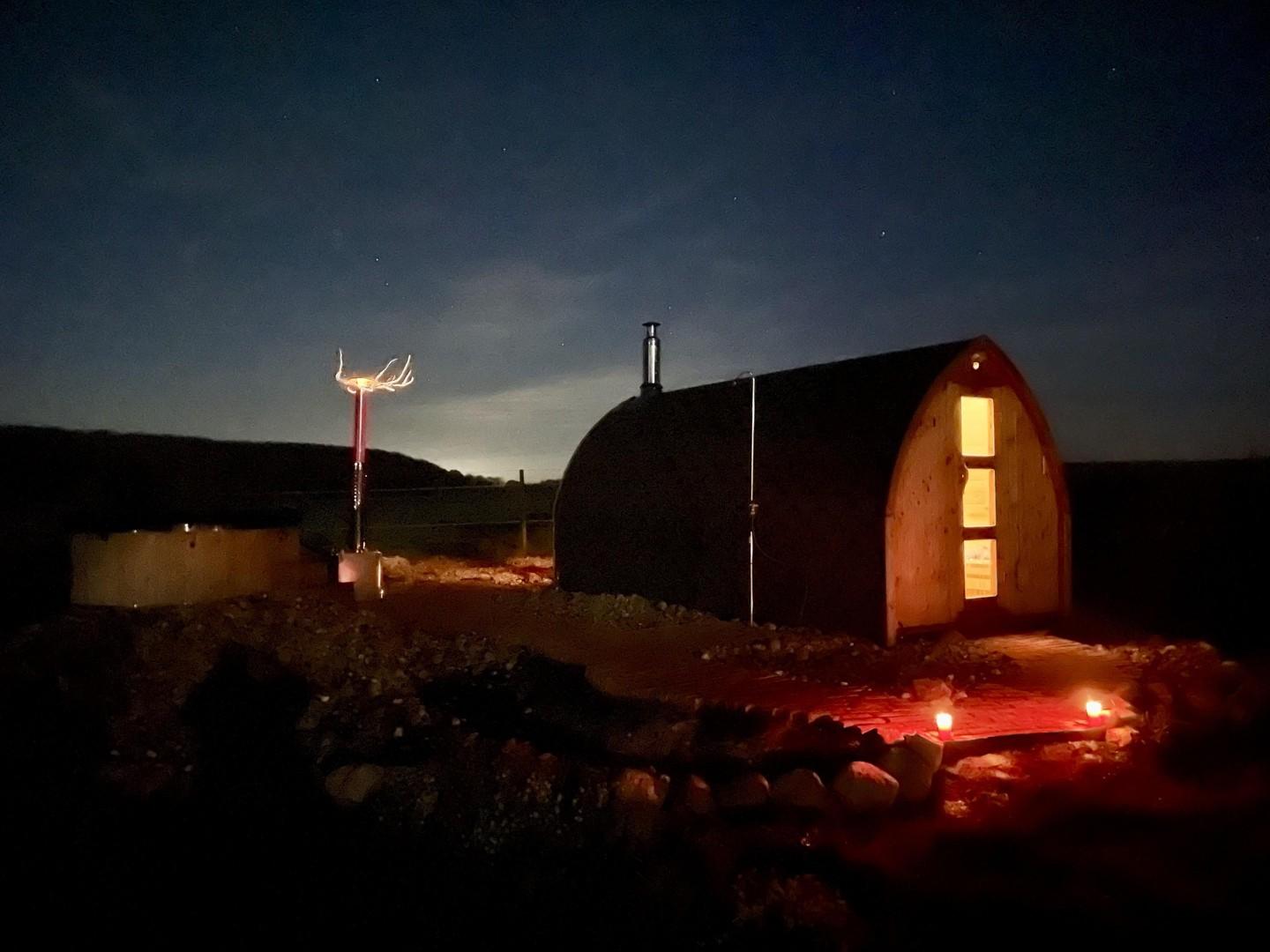 Sauna bei Nacht