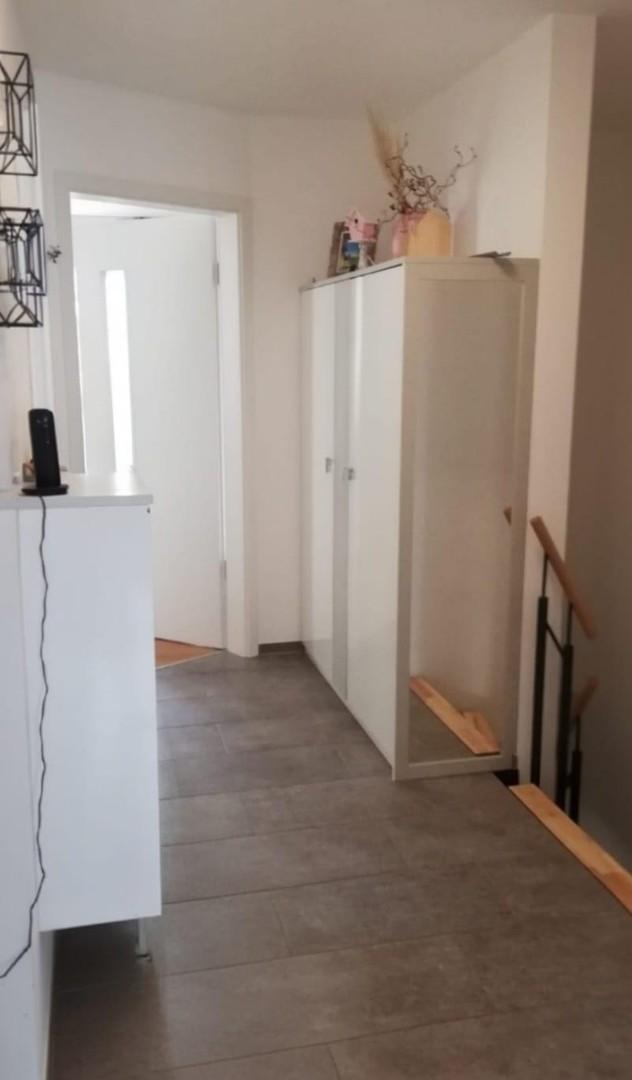 Flur mit Treppe