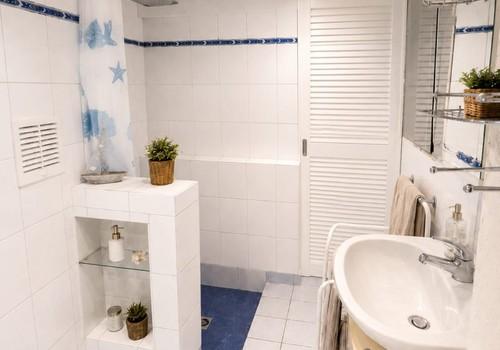 Dusche KG