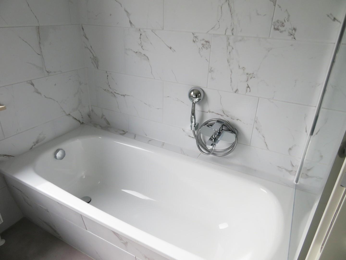 Badewanne 2