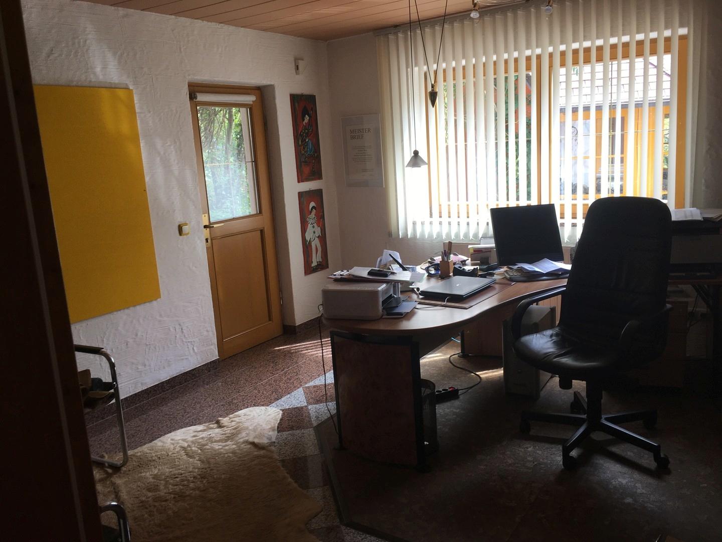 Büro