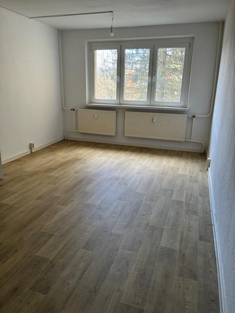 Wohnzimmer (Musterbild)