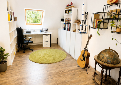 Wohnzimmer/ Arbeitsbereich