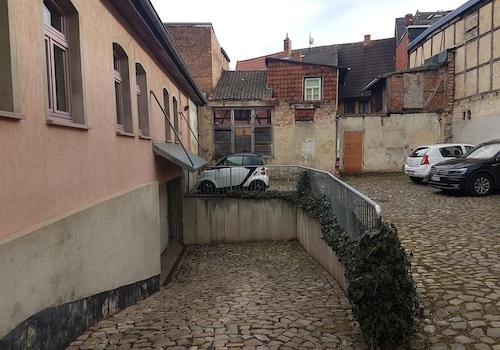 Einfahrt Tiefgarage