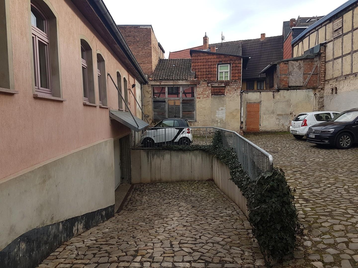 Einfahrt Tiefgarage