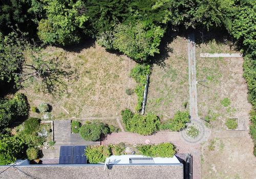 42 Drohnenaufnahme Garten