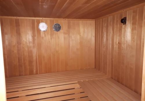 SAUNA INNENANSICHT MITTE