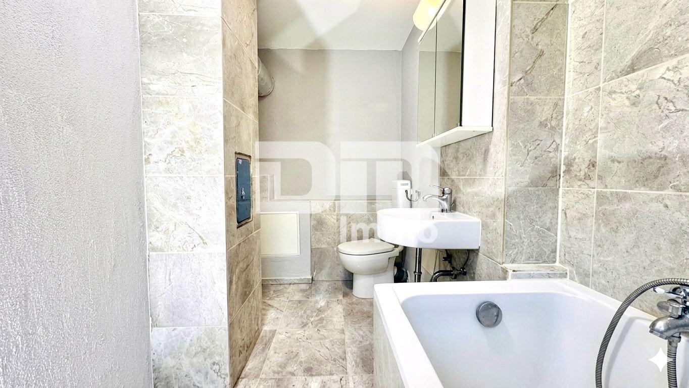 EG Badezimmer / Wanne